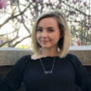 Meet your Posher, Antonia